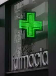 Farmacia-pharmacy.,Pharmacy,Symbol,On,Facade